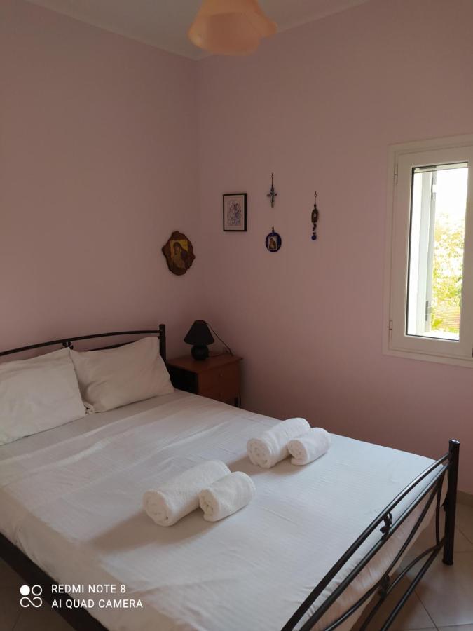 Ozena Countryside Apartment Vromonerion Luaran gambar