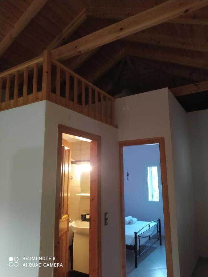 Ozena Countryside Apartment Vromonerion Luaran gambar