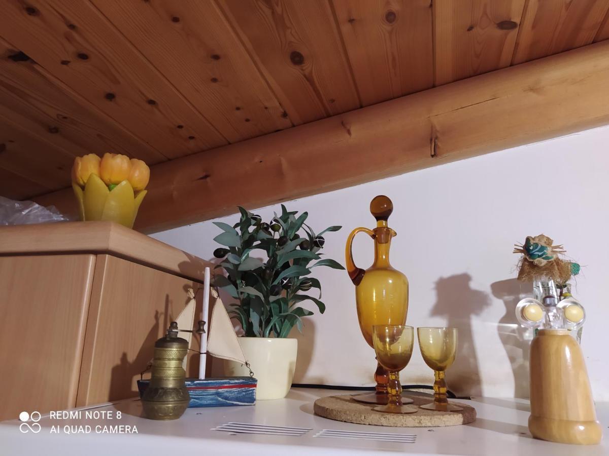 Ozena Countryside Apartment Vromonerion Luaran gambar
